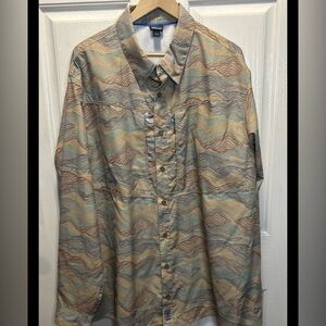 Patagonia Sol Patrol II Geometric Shirt Large Camo Fishing Mountain Exclusive